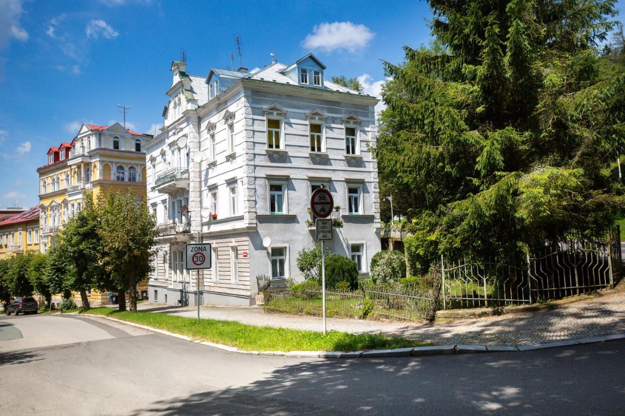 Apartman Karlovarska Marianske Lazne Bagian luar foto